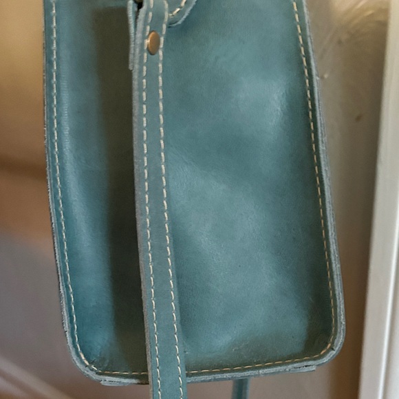 Portland Leather Teal Tote Bag - Picture 6 of 7